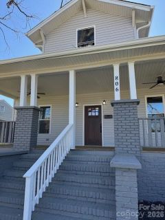 806 4th Street Drive