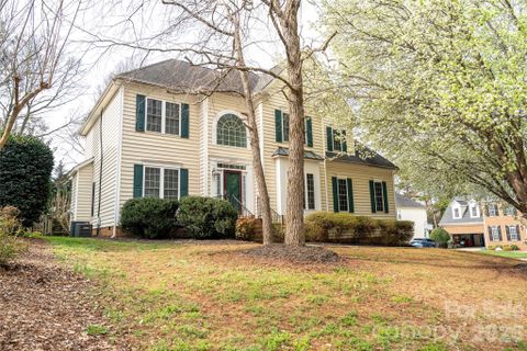 16905 Laureate Road active home in Hampton Ridge, Huntersville, NC
