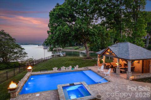 198 Broadbill Drive sold home in Woodland Hills, Mooresville, NC