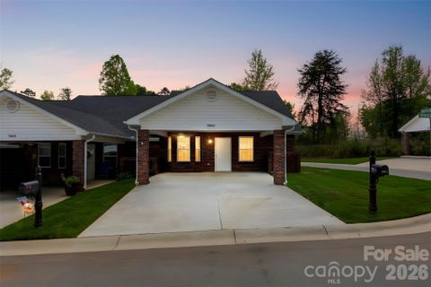 7000 Owens Court sold home in Magnolia Place, Lowell, NC