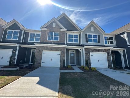 207 Viburnum Road pending home in Blythe Mill, Waxhaw, NC