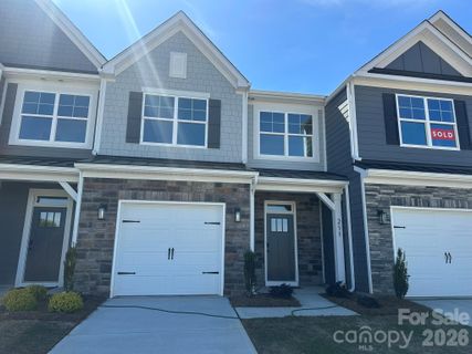 211 Viburnum Road