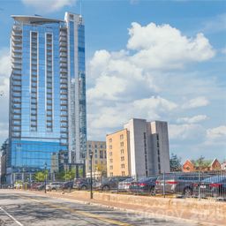 333 W Trade Street