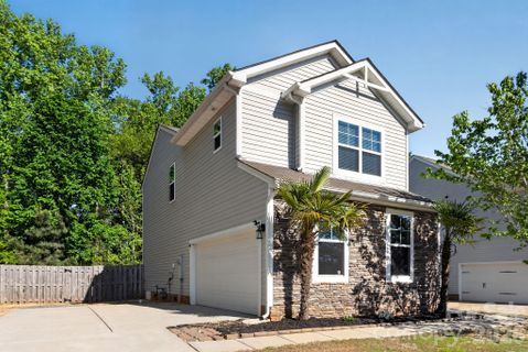 275 Anvil Draw Place active home in Sweetwater, Rock Hill, SC