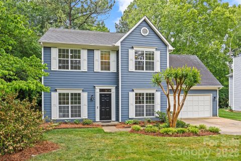 3213 Crescent Knoll Drive sold home in Brightmoor, Matthews, NC