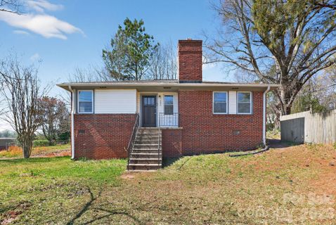 101 Coleman Court active home in Overbrook, Greenville, SC