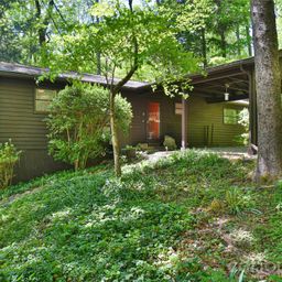1 Hillcrest Lane