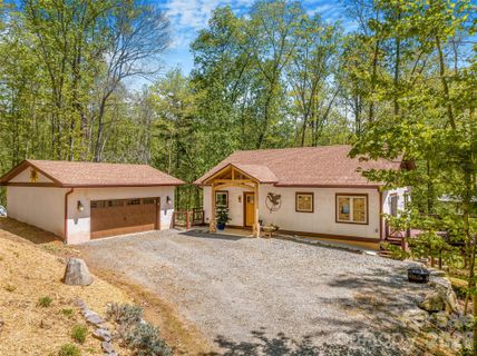 Homes in Mountain Meadows, Mars Hill
