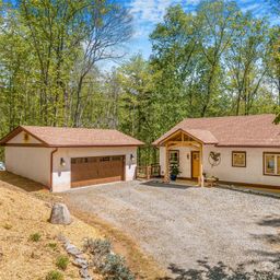 446 Amanda Drive