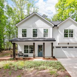 617 Teresa Circle