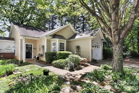 4851 Steepleglen Court sold home in Villages Of Avonlea, Charlotte, NC