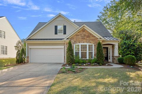 6902 Saranac Lane sold home in Matthews Ridge, Matthews, NC