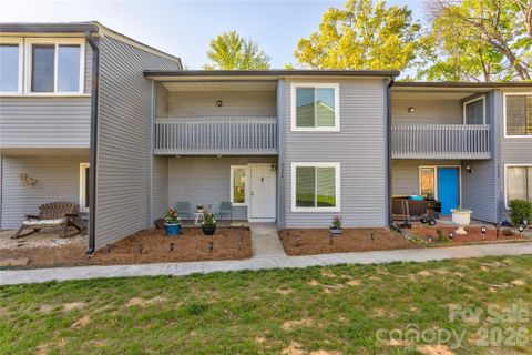 6608 Point Comfort Lane