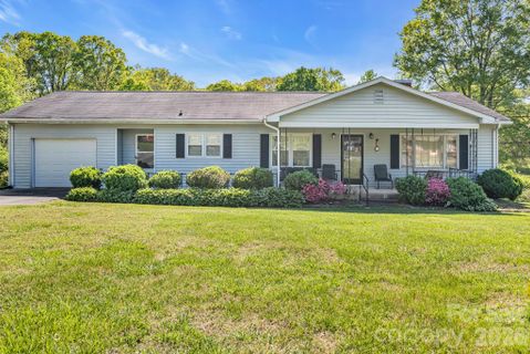1325 Longview Avenue sold home in Oakland, Salisbury, NC