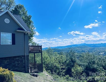 76 Distant View Drive sold home in The Views Of Asheville, Asheville, NC
