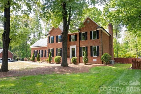 1507 Chadmore Lane pending home in Carriage Downs, Concord, NC