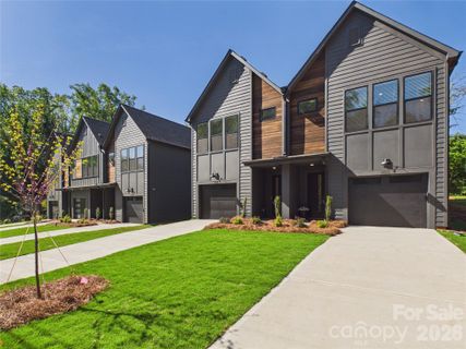 2649 Ravencroft Drive