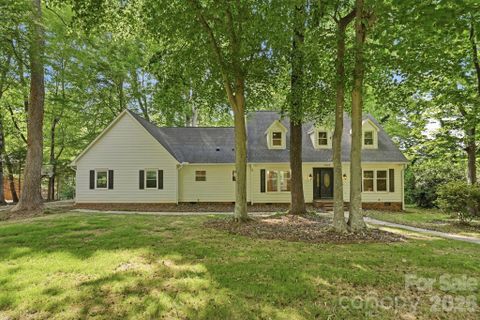 3323 Lincoln Lane