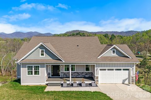 154 Amblers Knoll Road sold home in Amblers Chase, Weaverville, NC