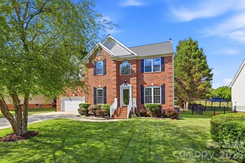 11029 Sycamore Club Drive sold home in Olde Sycamore, Charlotte, NC