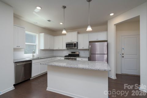 2740 Aubrey Street sold home in Kellerton Place, Monroe, NC