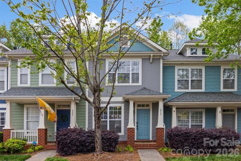 233 Hurston Circle sold home in Lela Court, Charlotte, NC