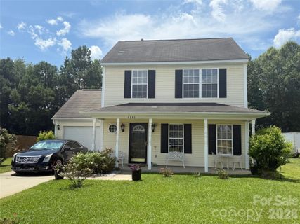 4046 W Fairmeadow Drive active home in Whitehall, Lancaster, SC