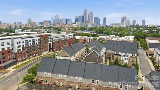 Homes in Central Point, Charlotte