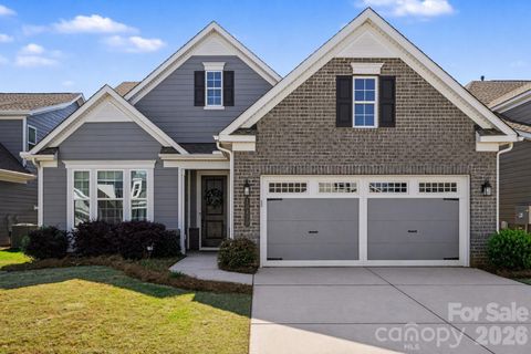 10420 Superb Lane active home in Cresswind, Charlotte, NC