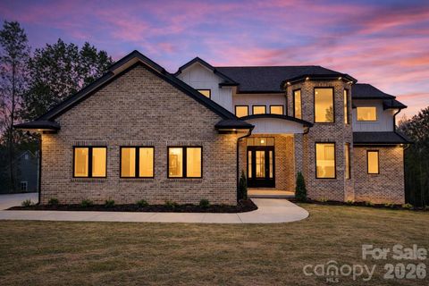 1815 White Fawn Lane sold home in Catawba Shores Estates, Rock Hill, SC