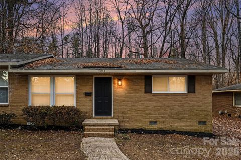5001 5003 Lakecrest Drive