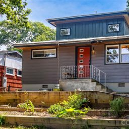 44 Broadview Avenue
