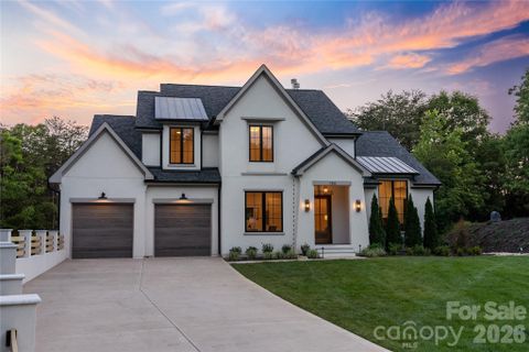 Homes in Shavenders Bluff, Mooresville