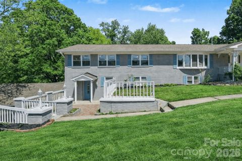 2617 Shady Lane Avenue