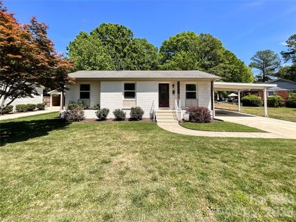 3827 Topsfield Road