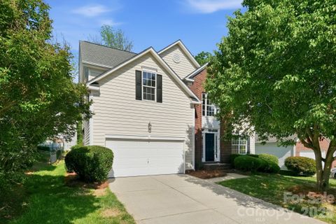 5107 Bentgrass Run Drive active home in Highland Creek, Charlotte, NC