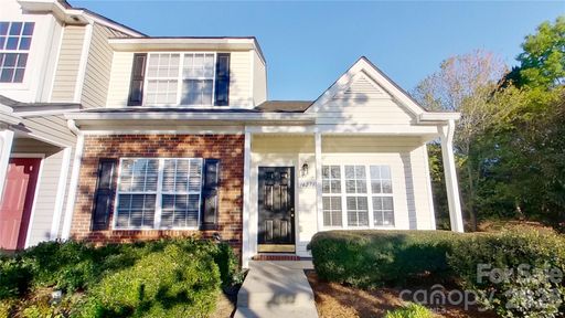 14271 Tranters Creek Lane active home in Bennington Place, Charlotte, NC