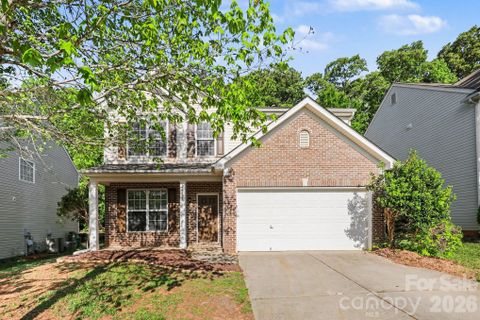 9823 Jeanette Circle sold home in Old Stone Crossing, Charlotte, NC