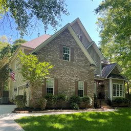 734 Lynnwood Farms Drive