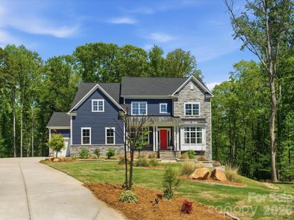 7190 Three Kings Road pending home in Trinity Ridge, Fort Mill, SC