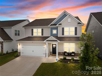 108 Thornberry Road active home in Cantrell Hills, Hendersonville, NC