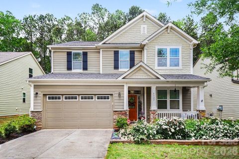 5327 Baker Lane pending home in Lake Crest, Clover, SC