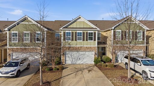 1425 Bramblewood Drive active home in Forest Grove, Fort Mill, SC