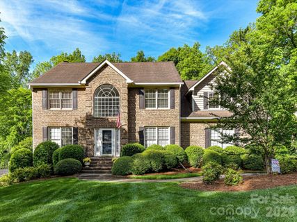 1931 Kilmonack Lane active home in Huntington, Charlotte, NC