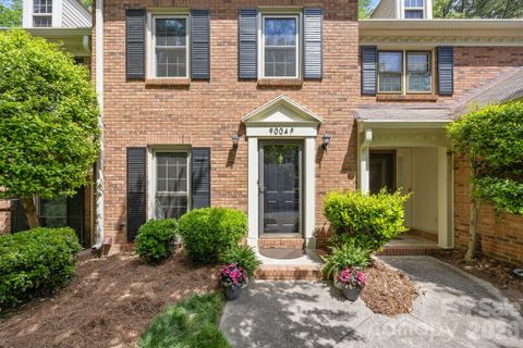 Previously sold for $280,000