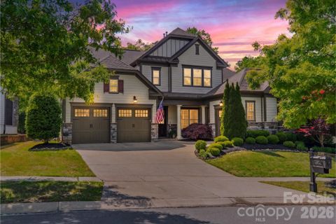 2077 Tatton Hall Road active home in Springfield, Fort Mill, SC