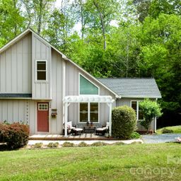 138 Uwharrie Court