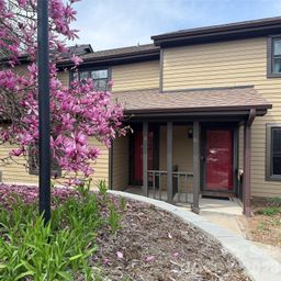 16 Spears Avenue