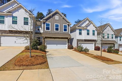 1117 Streamside Lane active home in Colony At Handsmill, York, SC