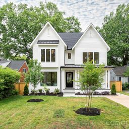 2510 Chesterfield Avenue